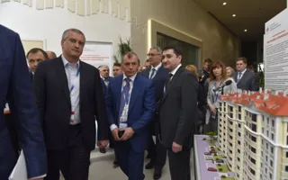 Международный экономический форум открылся в Ялте