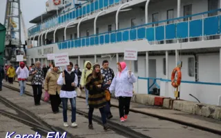 Теплоход «Русь Великая» прибыл в Керчь (фото, видео)