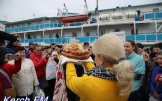 Теплоход «Русь Великая» прибыл в Керчь (фото, видео)