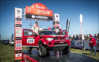Чемпионат по ралли-рейдам проходит в Крыму (фото)