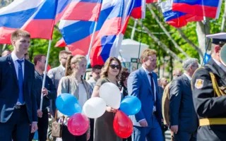 Севастополь парадом отметил Первомай — фоторепортаж
