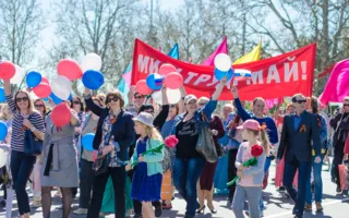Севастополь парадом отметил Первомай — фоторепортаж