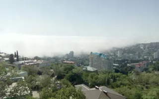 Южный берег Крыма накрыло густым туманом (фото)