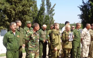 В Севастополе захоронили останки защитников города (фото)