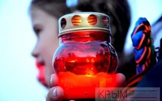 Тысячи крымчан почтили память погибших в концлагере «Красный» (фото)