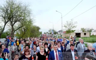 Тысячи крымчан почтили память погибших в концлагере «Красный» (фото)