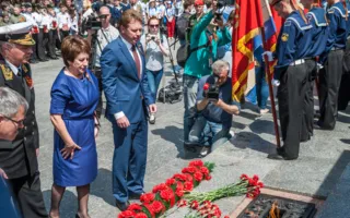 В Севастополе состоялась реконструкция штурма Сапун-горы (фото)