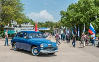 В Севастополе состоялась реконструкция штурма Сапун-горы (фото)