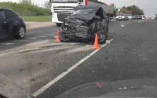 ДТП под Симферополем: внедорожник врезался в бензовоз (фото, видео)