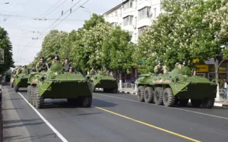 Генеральная репетиция Парада Победы в Симферополе — фото
