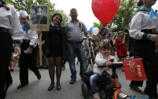 На акцию «Бессмертный полк» вышли 25 тысяч симферопольцев (фото)