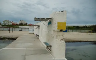 Что севастопольские власти оставили жителям «Стрелки» — фото