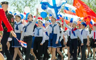 В Севастополе многотысячным шествием отметили День детства (фото)
