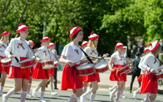 В Севастополе многотысячным шествием отметили День детства (фото)