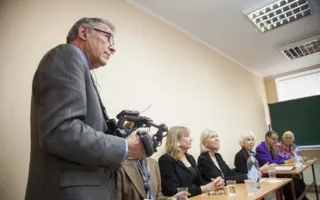 Делегация из США посетила КФУ и планирует визит в Севастополь