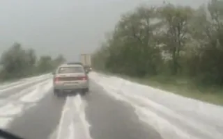 За неделю до лета Крым засыпало снегом и градом (фото, видео)