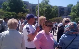 «Долой пришлое правительство! Чалый, дуй в Украину!»: в Севастополе состоялся митинг по Генплану (фото)