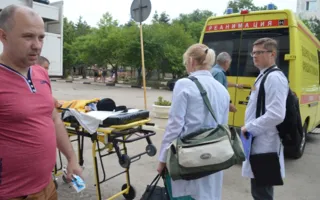 Пострадавшего в ДТП малыша из Севастополя спецборт доставил в Москву