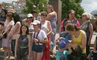 Митингующих против захвата детского лагеря задержали в Симферополе