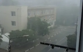 Камни с неба: Севастополь и Крым накрыло градом (фото, видео)