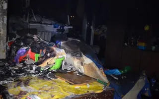 Троих детей эвакурировали из горящего дома в Севастополе (фото)