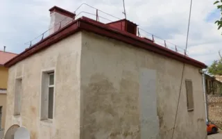 В Балаклаве отремонтировали крыши двух столетних домов (фото)