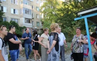 Керчане пожаловались на опасную дорогу к больнице у Вокзального шоссе (фото)