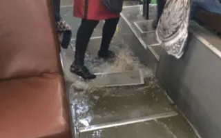 Потоп в Красноярске: дороги перекрыты, в городе ввели режим ЧС (фото, видео)