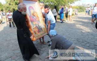 Автомобильный крестный ход «Большая Россия» прибыл в Херсонес (фото)