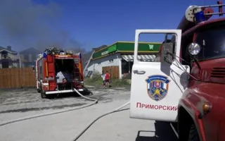 Огнеборцы потушили три пожара в Крыму – горели дома и магазин (фото)