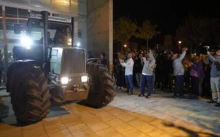 Полиция применила резиновые пули и шумовые гранаты на референдуме в Каталонии