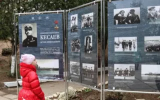 В севастопольской школе поставили памятник герою Советского Союза Кесаеву (фото, видео)