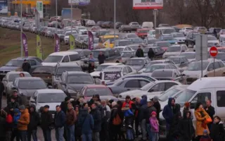 Водитель из Нижнегорского района выиграл иномарку в акции от топливной компании (фото)