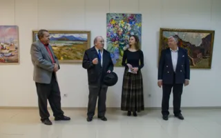 В Севастополе открылась выставка — признание в любви всем женщинам от мужчин-художников