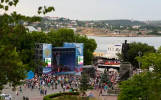 Как Севастополь отметил День города