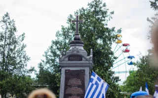 Памятник Греческому легиону установили в Севастополе
