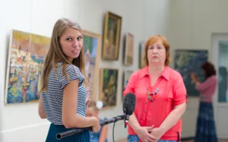 Лето — праздник: в Севастополе открылась летняя выставка картин 
