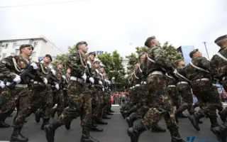 Военный Парад Победы впервые прошёл в Симферополе — фото