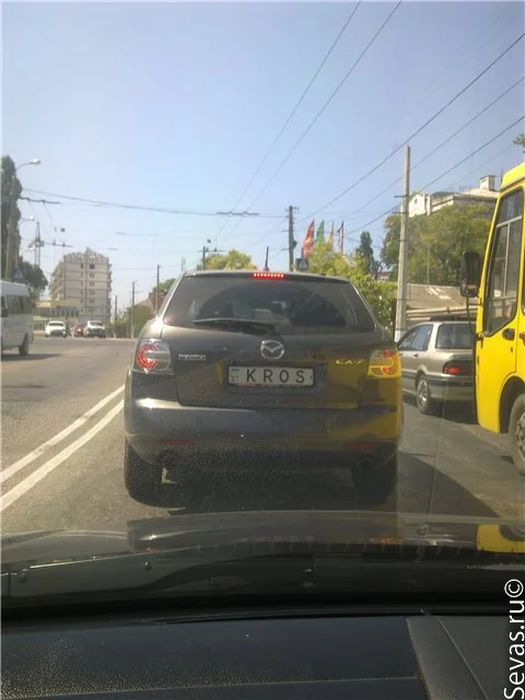золотые номера Севастополь, крутые тачки Севастополь, блатные номера Севастополь