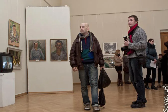 выставки Севастополя, новости Севастополя, музеи Севастополя, художник Яков Басов, благотворительность Севастополь, художники Севастополя, севастопольские художники, выставка Дар коллекционера музею