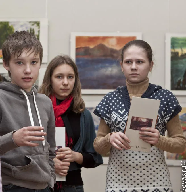 выставки Севастополя, новости Севастополя, музеи Севастополя, художник Яков Басов, благотворительность Севастополь, художники Севастополя, севастопольские художники, выставка Дар коллекционера музею