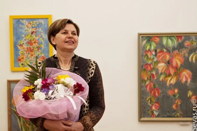 выставки Севастополя, новости Севастополя, выставка Солнечный ветер времени, выставка батика Севастополь, батик Людмила Федчишина, севастопольские художники, художники Севастополя, батик Севастополь