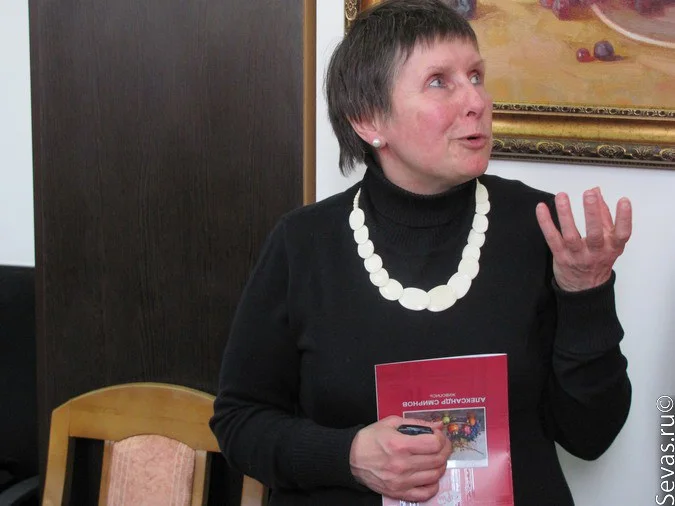 выставки Севастополя, новости Севастополя, севастопольские художники, художники Севастополя, галерея Арт-Бульвар, галереи Севастополя, художник Александр Смирнов