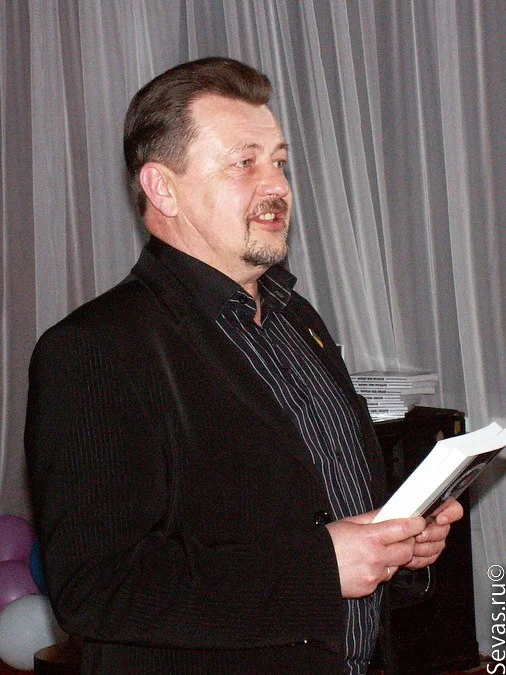 новости Севастополя, севастопольские поэты, поэты Севастополя, поэтический сборник, Поэтическая гавань Сюмболон