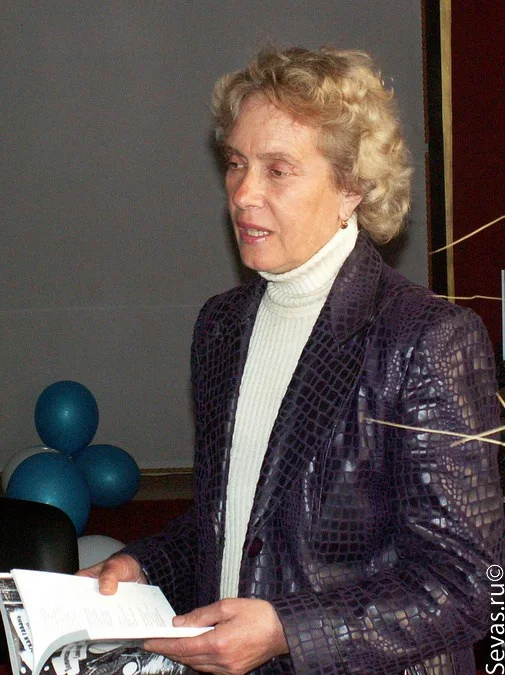 новости Севастополя, севастопольские поэты, поэты Севастополя, поэтический сборник, Поэтическая гавань Сюмболон