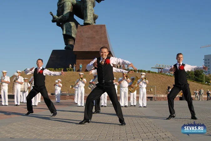 фестивали Севастополь, новости Севастополя, фестиваль Севастополя, фестиваль Sevastopol Military Tattoo, гранд-дефиле военных оркестров, фестиваль Война и мир