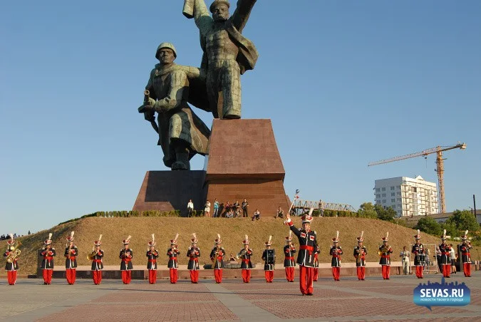 фестивали Севастополь, новости Севастополя, фестиваль Севастополя, фестиваль Sevastopol Military Tattoo, гранд-дефиле военных оркестров, фестиваль Война и мир