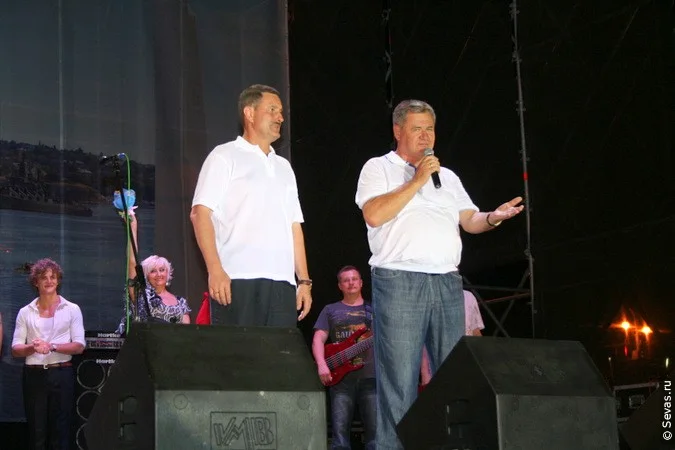 новости Севастополя, знаменитости Севастополь, звезды Севастополь, концерты звезд в Севастополе, Пелагея Севастополь, Любэ Севастополь, праздники Севастополь, День ВМФ Севастополь, День флота Севастополь