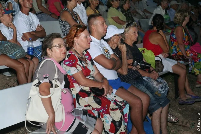фестивали Севастополь, новости Севастополя, фестиваль Балаклавские каникулы, авторская песня Севастополь, бардовская песня Севастополь, барды Севастополя, барды 35 береговая батарея Севастополь