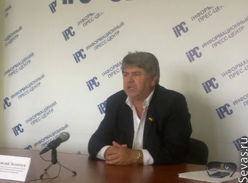 Кандидат в депутаты Верховной Рады Украины по 224 округу Севастополя Василий Зеленчук